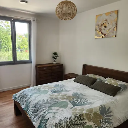 La Petite Maison D'adele Apartment