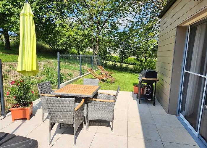 Апартаменты La Petite Maison D'adele Hargeville-sur-Chee